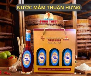 NƯỚC MẮM THUẬN HƯNG 35 ĐẠM⁄1 HỘP 3 CHAI 180ML